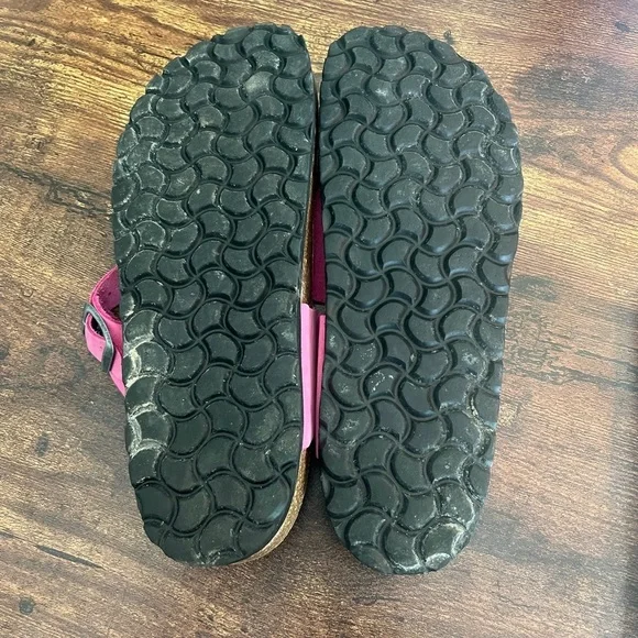 Size 11 Brand new Pink - Picture 13 of 14